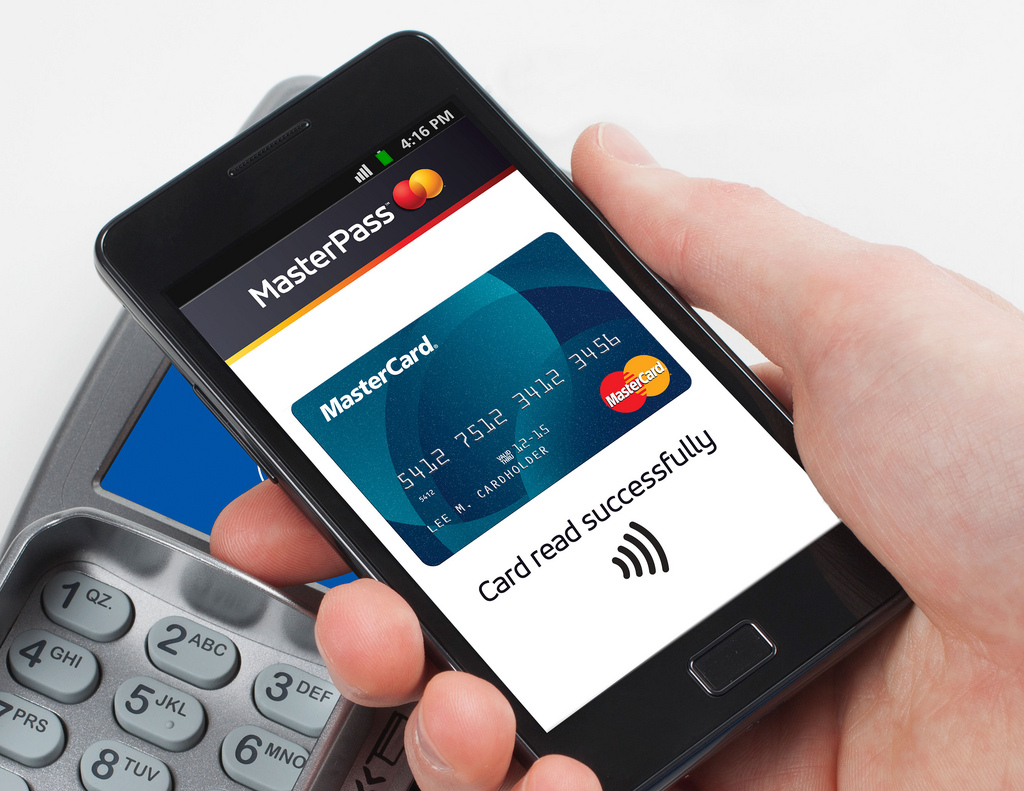 How technology is driving a cashless society